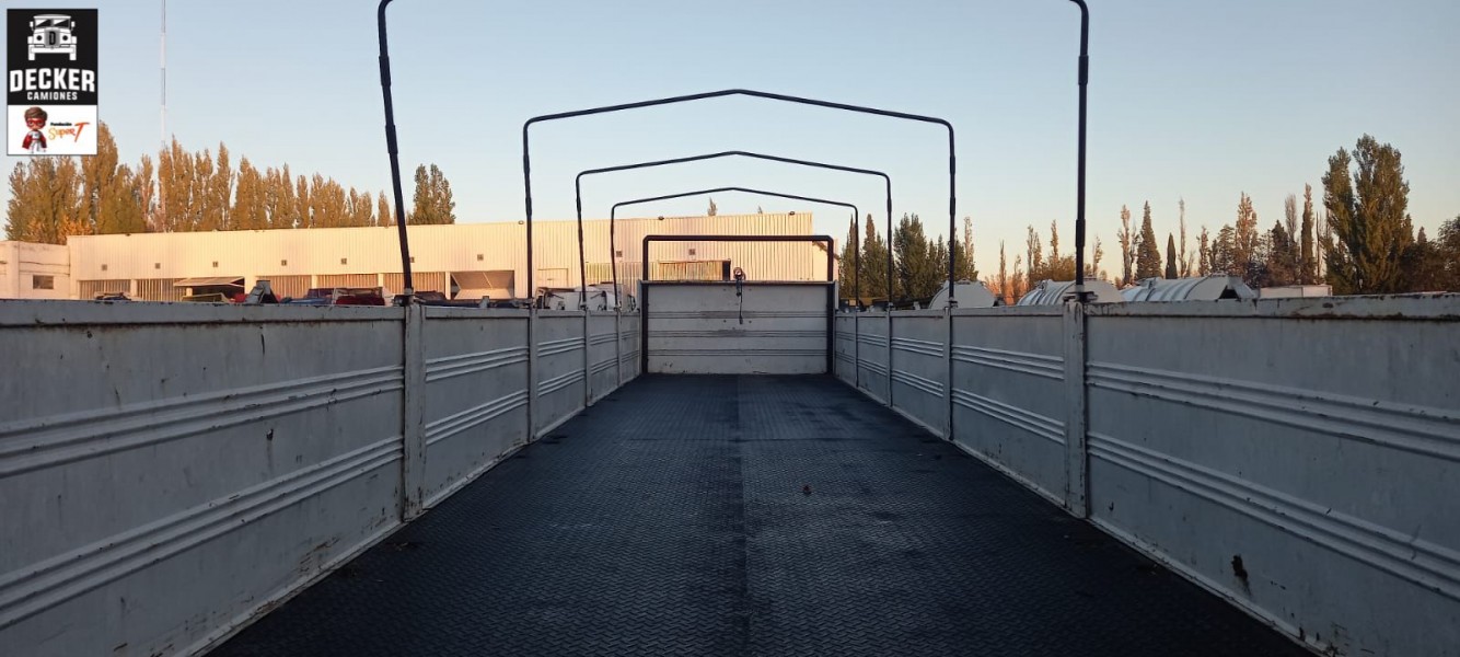 https://admin.usados.rutasurtrucks.com.ar/uploads/croped/2025-05-12-06-57-50WhatsApp Image 2025-05-12 at 15.52.50.jpeg